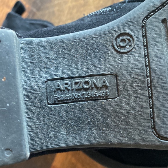 Arizona booties size 6 - Picture 4 of 4